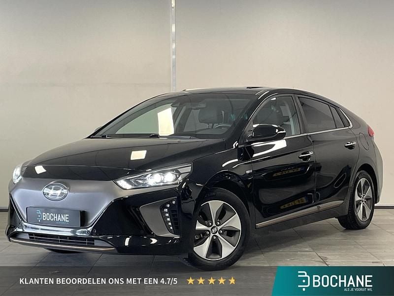 Zwart Gebruikt 2018 Hyundai Ioniq Premium Sedan | € 12.695 (Eerlijke prijs) - Afbeelding 1/4