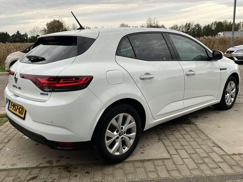 Occasion Renault Megane E-Tech 160 PK (117 kW) 2022 Wit Hatchback