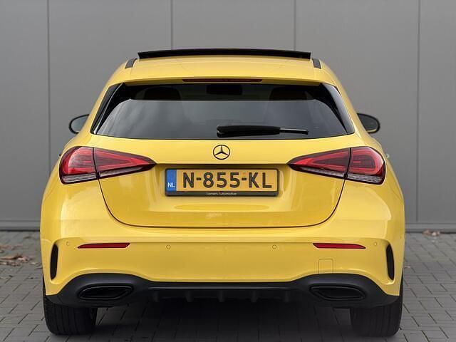 Occasion Mercedes A180 Premium Plus 136 PK (100 kW) 2021 Geel Hatchback