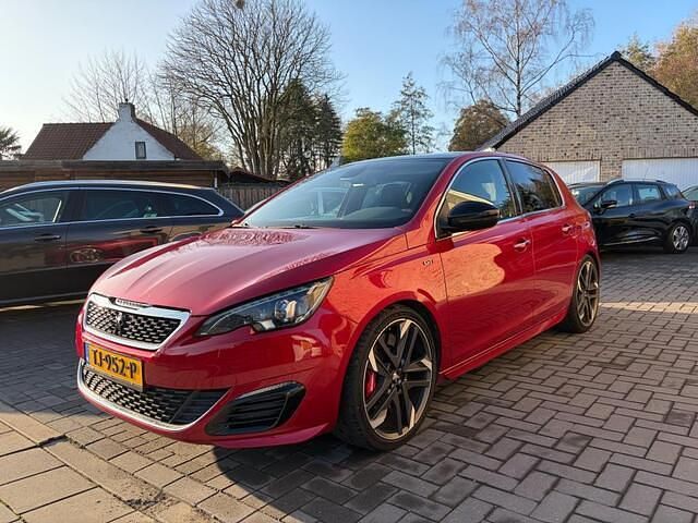 Rood Occasion 2016 Peugeot 308 GTi Hatchback | € 16.950 - Afbeelding 1/4