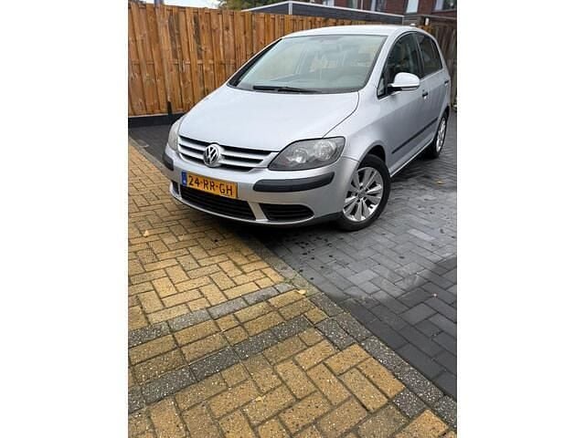 Grijs (metallic) Gebruikt 2005 VW Golf Plus Comfortline MPV | € 1.999 (Goede deal) - Afbeelding 1/4