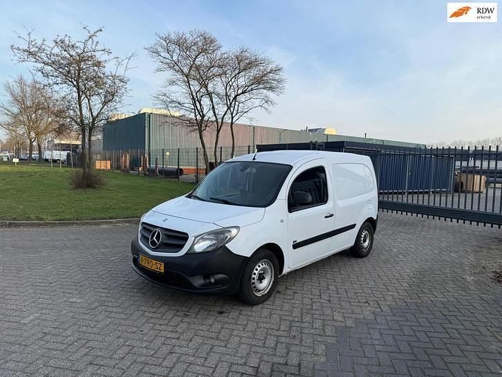 Wit Occasion 2016 Mercedes Citan 109 | € 3.795 (Goede deal) - Afbeelding 1/4
