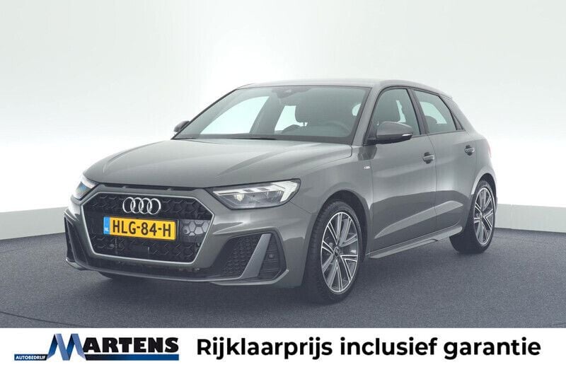 Grijs Gebruikt 2020 Audi A1 Sportback S-Line Hatchback | € 27.499 (Eerlijke prijs) - Afbeelding 1/4