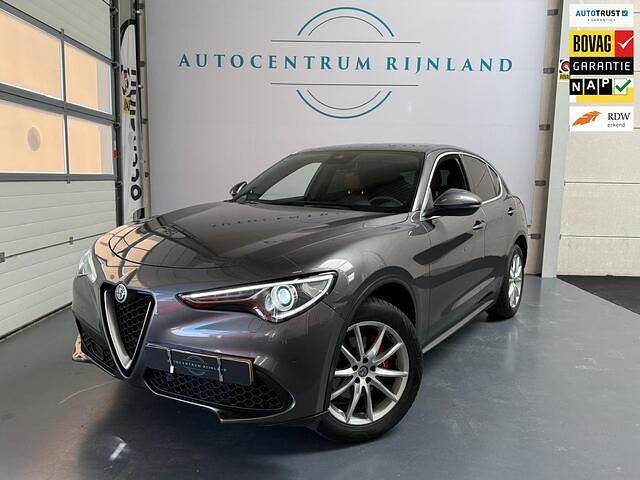 Grijs Gebruikt 2018 Alfa Romeo Stelvio Super SUV | € 28.499 (Super prijs) - Afbeelding 1/3