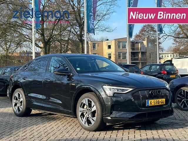 Zwart Occasion 2020 Audi e-tron Business SUV | € 28.345 (Goede deal) - Afbeelding 1/2