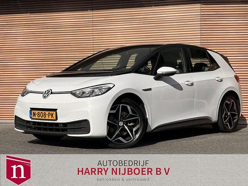 Wit Gebruikt 2021 VW ID.3 Pro Hatchback | € 24.900 - Afbeelding 1/4