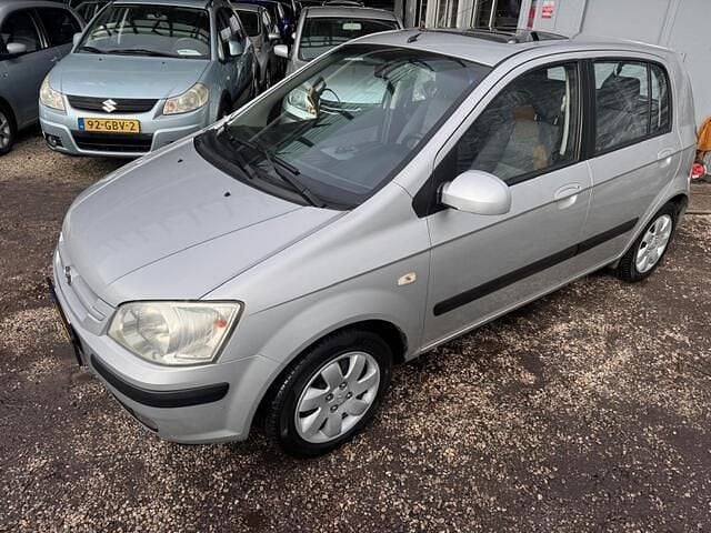 Occasion Hyundai Getz GLS 82 PK (60 kW) 2004 Grijs Hatchback