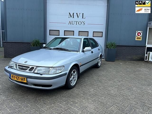 Grijs Gebruikt 2001 Saab 9-3 Hatchback | € 1.490 (Goede deal) - Afbeelding 1/4