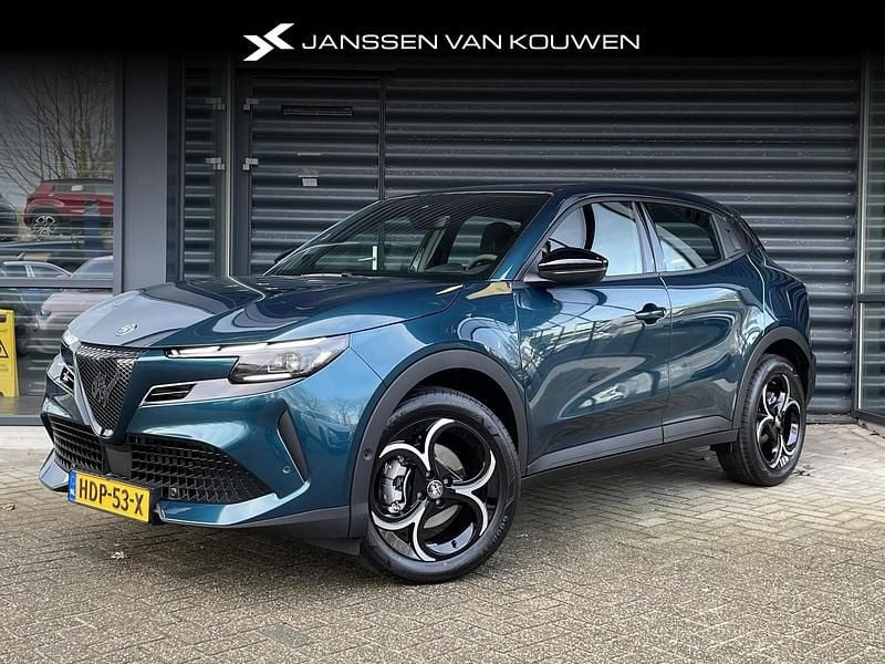 Blauw Gebruikt 2025 Alfa Romeo Junior Edizione Speciale SUV | € 33.945 (Eerlijke prijs) - Afbeelding 1/4