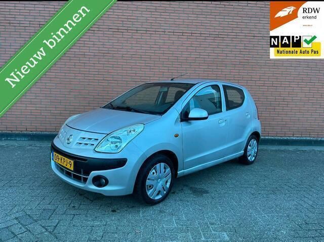Grijs Gebruikt 2010 Nissan Pixo Acenta Hatchback | € 2.695 (Eerlijke prijs) - Afbeelding 1/4