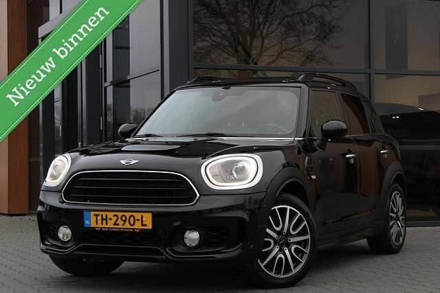 Zwart Occasion 2018 Mini Cooper Countryman SUV | € 21.950 (Eerlijke prijs) - Afbeelding 1/4