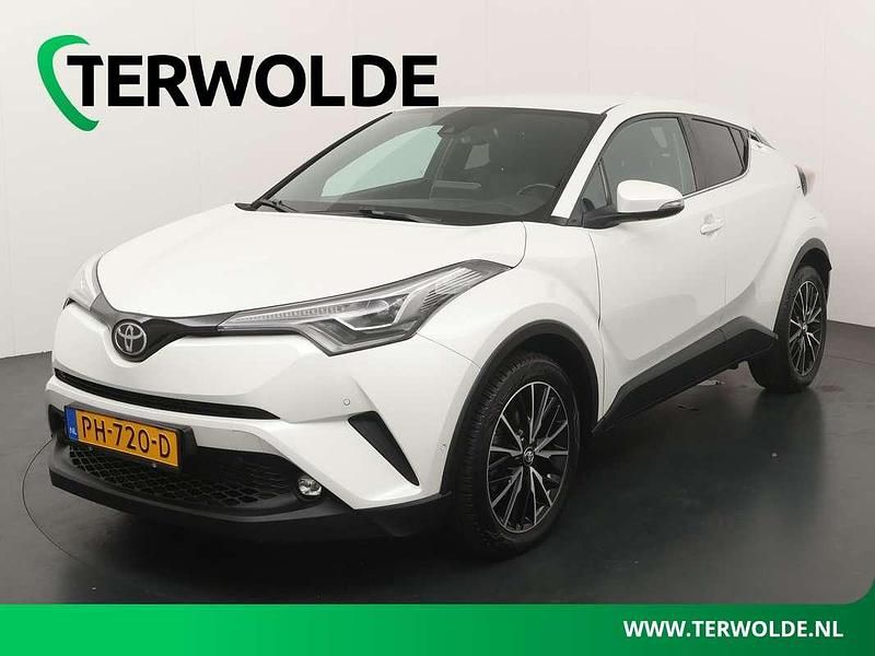 Wit Occasion 2017 Toyota C-HR Premium SUV | € 17.445 (Eerlijke prijs) - Afbeelding 1/4