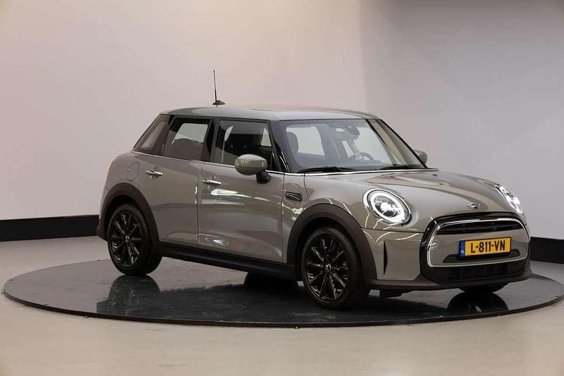 Grijs Gebruikt 2021 Mini ONE Comfort Hatchback | € 20.440 (Eerlijke prijs) - Afbeelding 1/2