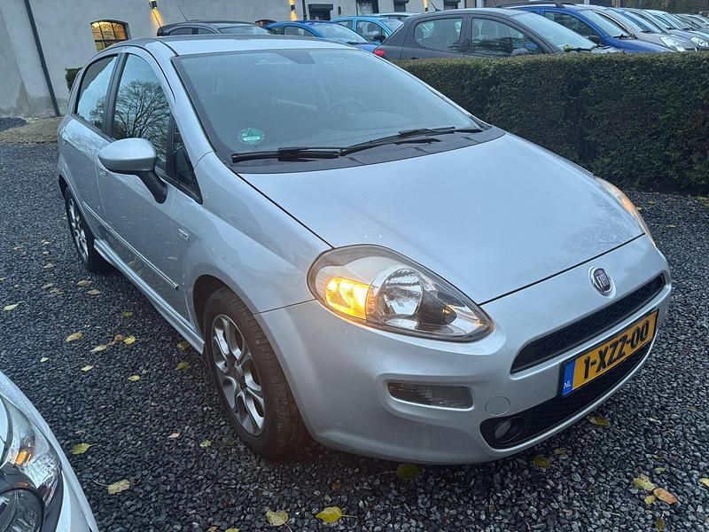 Occasion Fiat Punto Street 101 PK (74 kW) 2014 Grijs Hatchback
