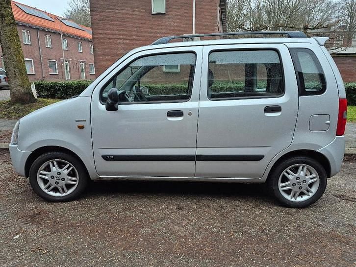 Occasion 2003 Suzuki Wagon R+ Stationwagen | € 1.500 (Goede deal) - Afbeelding 1/4
