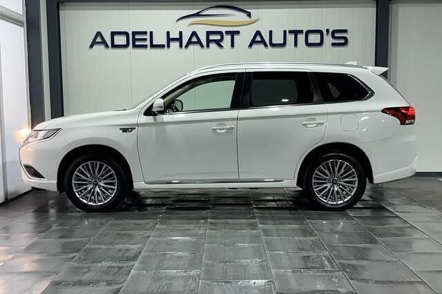 Occasion Mitsubishi Outlander Intense 225 PK (165 kW) 2019 Wit SUV