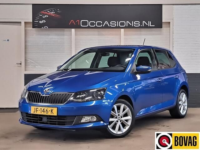 Blauw Gebruikt 2016 Skoda Fabia Joy Hatchback | € 7.795 (Eerlijke prijs) - Afbeelding 1/4