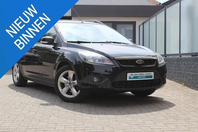 Zwart Gebruikt 2011 Ford Focus Stationwagen | € 5.460 (Eerlijke prijs) - Afbeelding 1/4