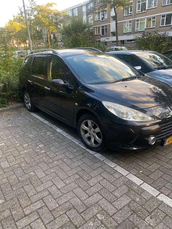 Zwart Gebruikt 2006 Peugeot 307 MPV | € 900 (Goede deal) - Afbeelding 1/4
