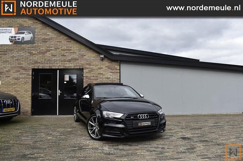 Zwart Gebruikt 2017 Audi S3 Proline Sedan | € 24.900 (Eerlijke prijs) - Afbeelding 1/4