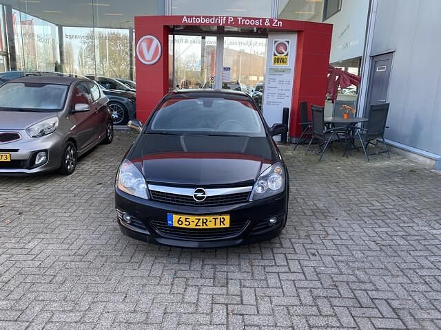 Occasion Opel Astra GTC 116 PK (85 kW) 2008 Zwart Hatchback