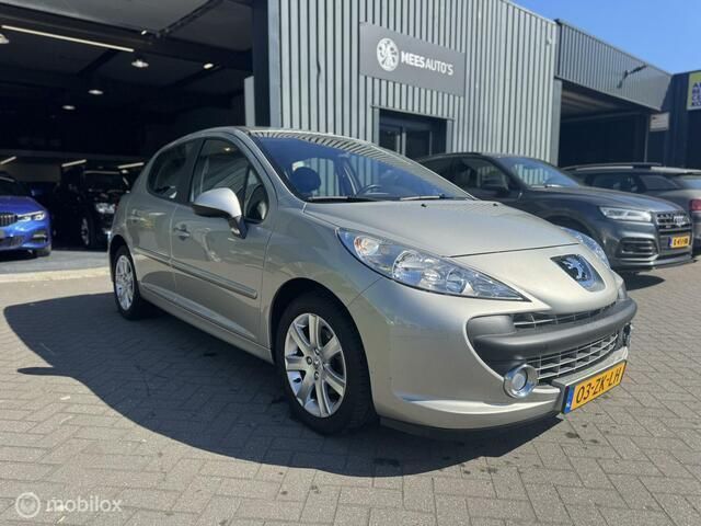 Grijs Gebruikt 2008 Peugeot 207 Hatchback | € 4.950 (Eerlijke prijs) - Afbeelding 1/4