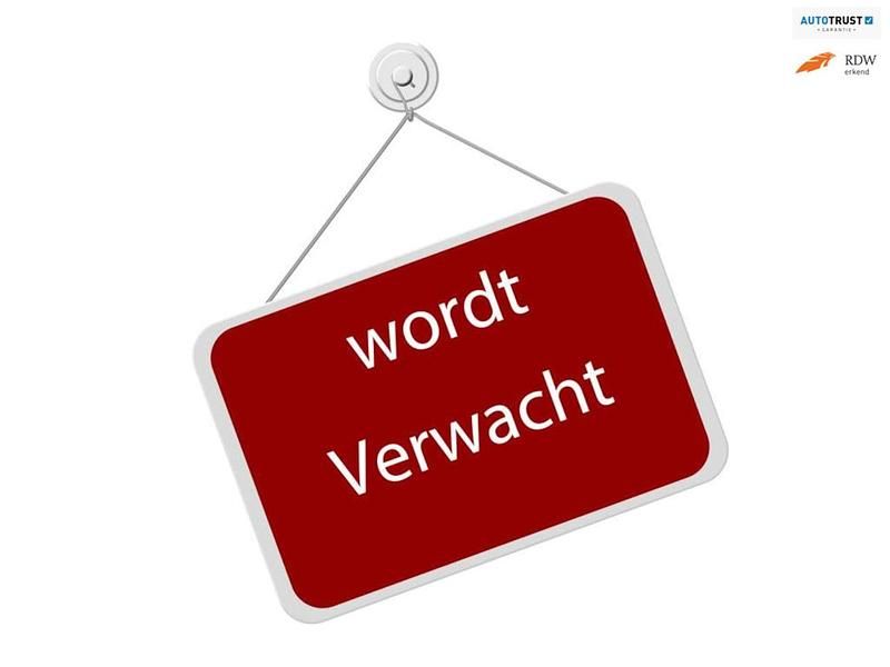 Occasion Opel Insignia Dynamic 2017 Blauw Hatchback