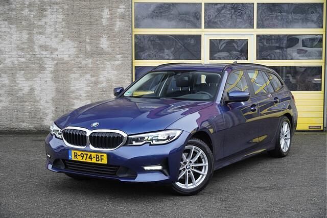 Occasion BMW 318 157 PK (115 kW) 2022 Blauw Stationwagen