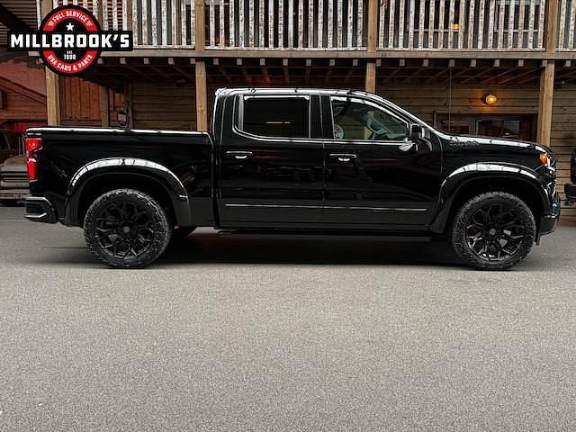 Occasion Chevrolet Silverado 420 PK (308 kW) 2024 Zwart (metallic) Pickup