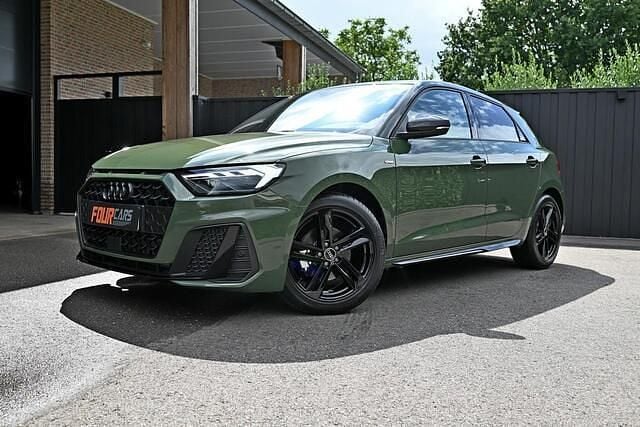 Nieuw Audi A1 Sportback S-Line 116 PK (85 kW) 2025 Groen Hatchback