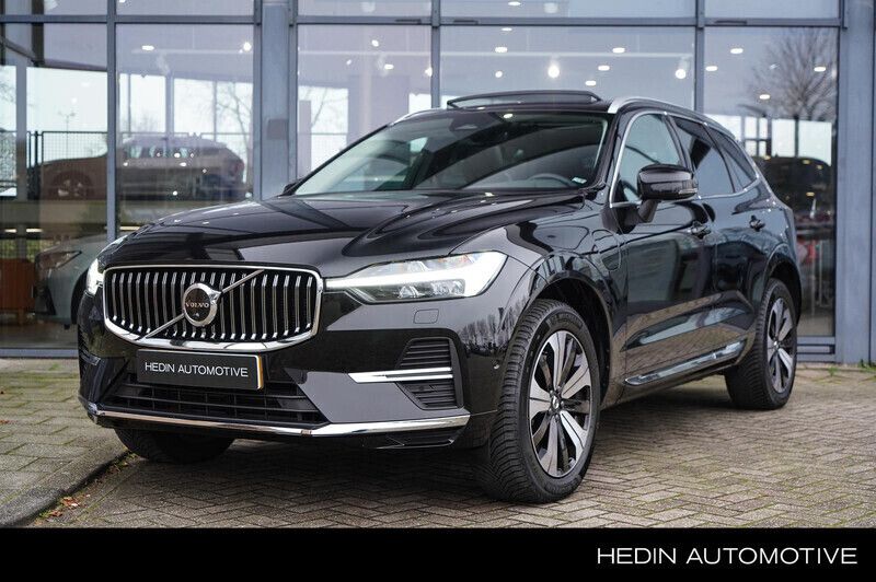 Zwart Gebruikt 2023 Volvo XC60 Plus SUV | € 59.995 (Duur) - Afbeelding 1/4