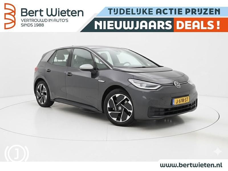 Grijs (metallic) Occasion 2020 VW ID.3 Hatchback | € 14.890 (Goede deal) - Afbeelding 1/2