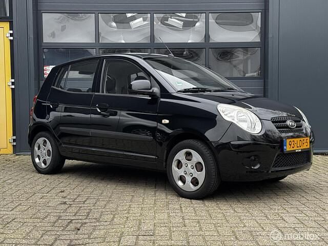 Zwart Gebruikt 2010 Kia Picanto Hatchback | € 1.950 (Eerlijke prijs) - Afbeelding 1/4