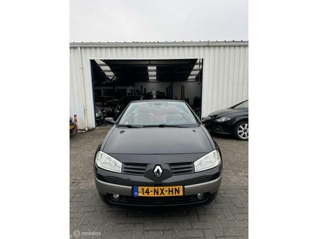 Occasion Renault Mégane Cabriolet Dynamique 135 PK (99 kW) 2004 Zwart Cabriolet