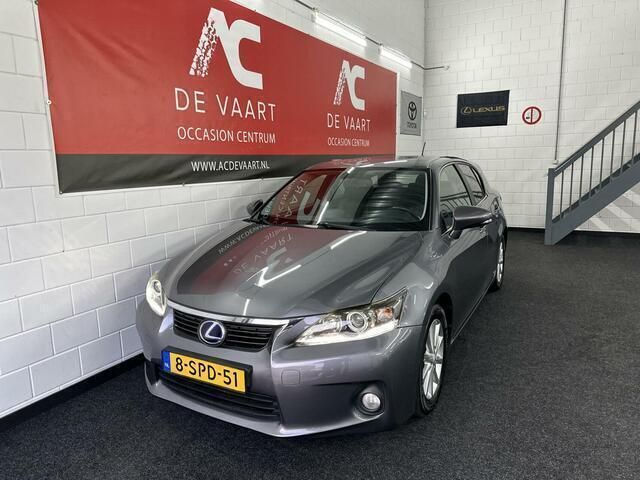 Occasion Lexus CT200h Business Edition 99 PK (72 kW) 2013 Grijs Hatchback