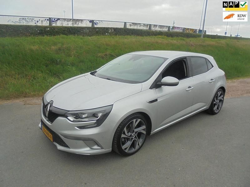 Grijs Gebruikt 2017 Renault Mégane GT GT Coupé | € 12.999 (Eerlijke prijs) - Afbeelding 1/4