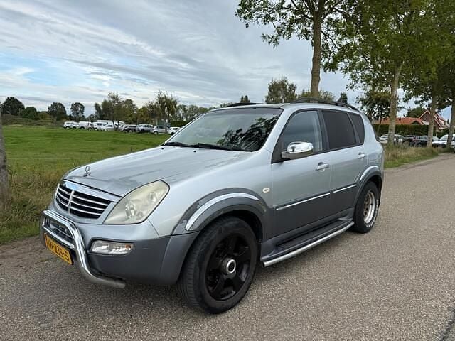 Grijs Gebruikt 2005 Ssangyong (KGM) Rexton SUV | € 2.250 - Afbeelding 1/4