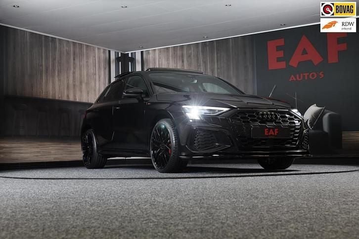 Gebruikt 2023 Audi RS3 Sedan | € 42.850 - Afbeelding 1/3
