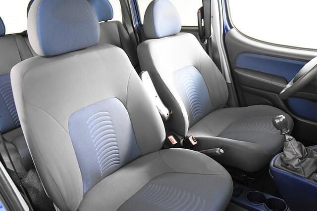 Occasion Fiat Doblò 77 PK (56 kW) 2008 Blauw MPV