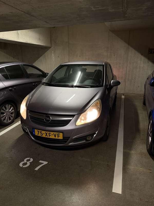 Occasion Opel Corsa Enjoy 80 PK (58 kW) 2007 Paars Hatchback