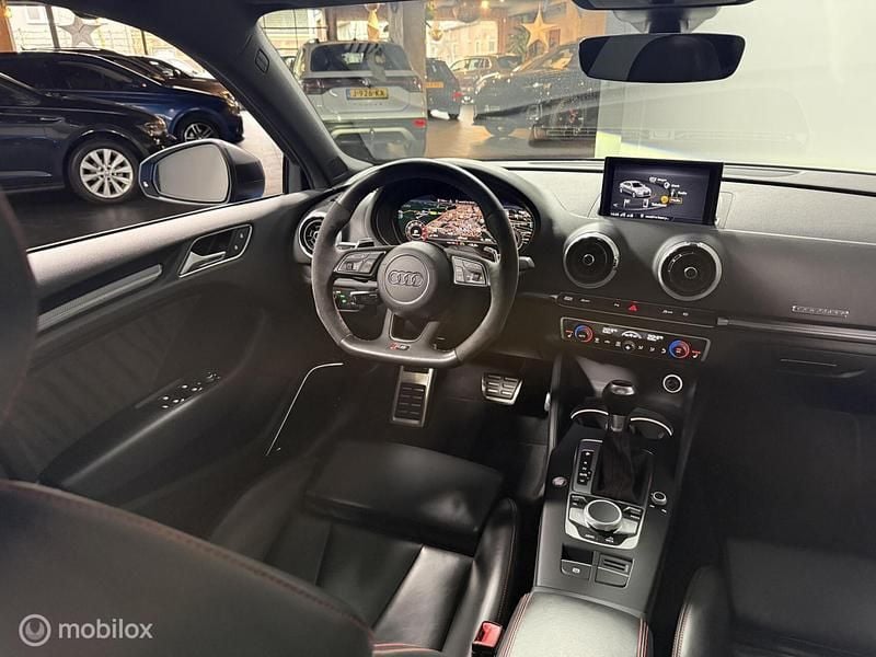 Occasion Audi RS3 Comfort 400 PK (294 kW) 2019 Blauw (metallic) Sedan