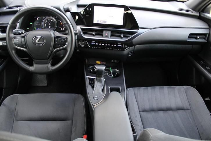 Occasion Lexus UX 300e 135 kW (184 PK) 2024 SUV