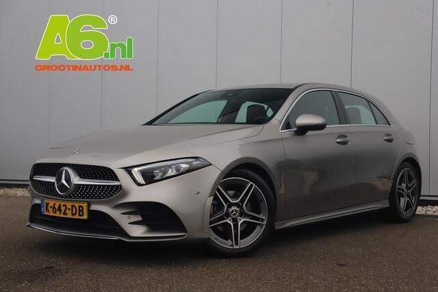 Grijs Gebruikt 2020 Mercedes A160 AMG line Hatchback | € 22.999 (Iets duurder) - Afbeelding 1/4