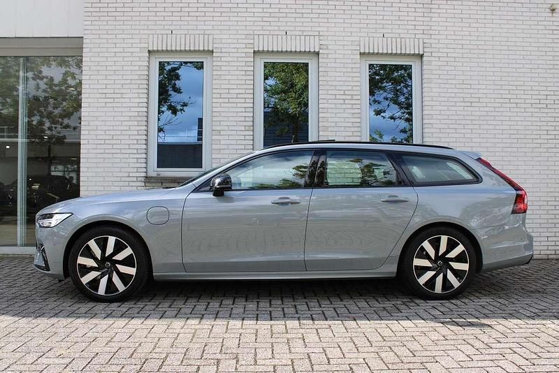 Occasion Volvo V90 Ultra 456 PK (335 kW) 2025 Grijs Stationwagen