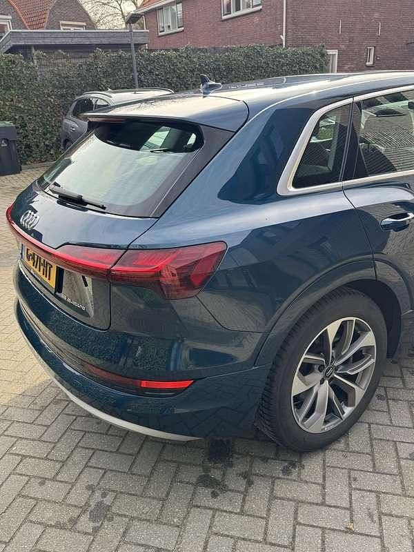 Occasion Audi e-tron Advanced Plus 300 kW (408 PK) 2019 Blauw SUV