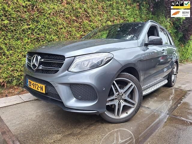Grijs Gebruikt 2017 Mercedes GLE350 Sport Edition SUV | € 21.900 - Afbeelding 1/4