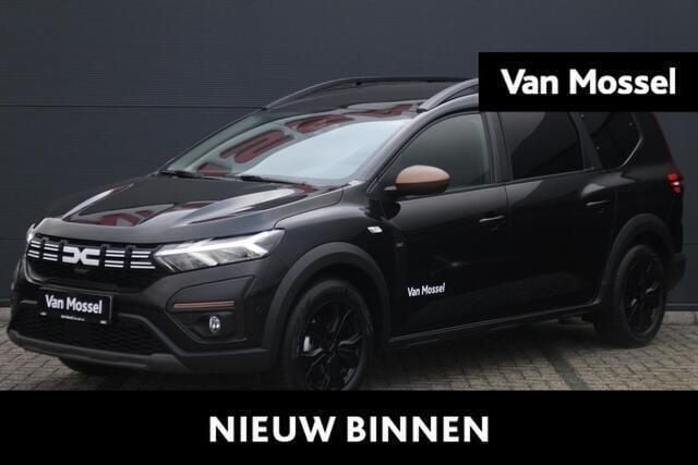 Zwart Gebruikt 2025 Dacia Jogger Extreme MPV | € 29.940 - Afbeelding 1/4