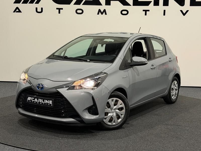 Occasion Toyota Yaris Hybrid Active 73 PK (53 kW) 2020 Grijs Hatchback