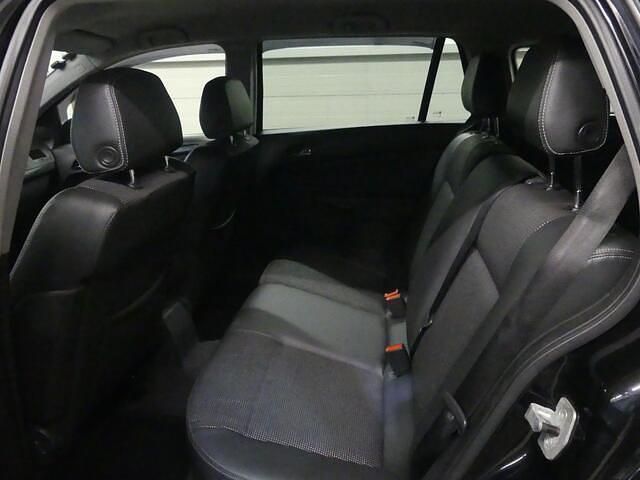 Occasion Opel Astra Elegance 125 PK (91 kW) 2005 Zwart Stationwagen