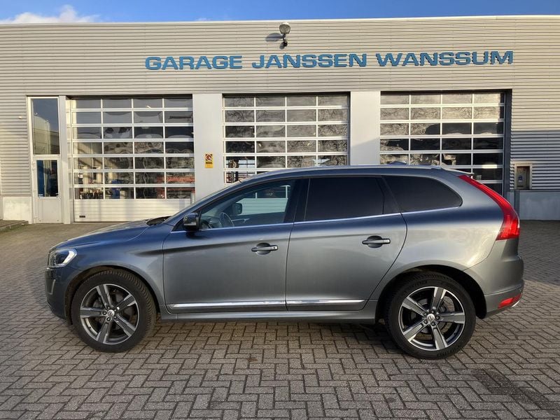 Grijs Gebruikt 2017 Volvo XC60 Summum SUV | € 19.995 (Super prijs) - Afbeelding 1/4